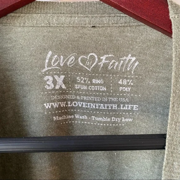 Womens Love in Faith Christian t tee shirt fall size xxxl 3xl - Picture 3 of 6